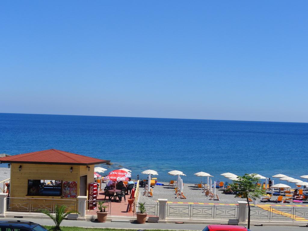 Hotel Miramare Cirò Marina エクステリア 写真