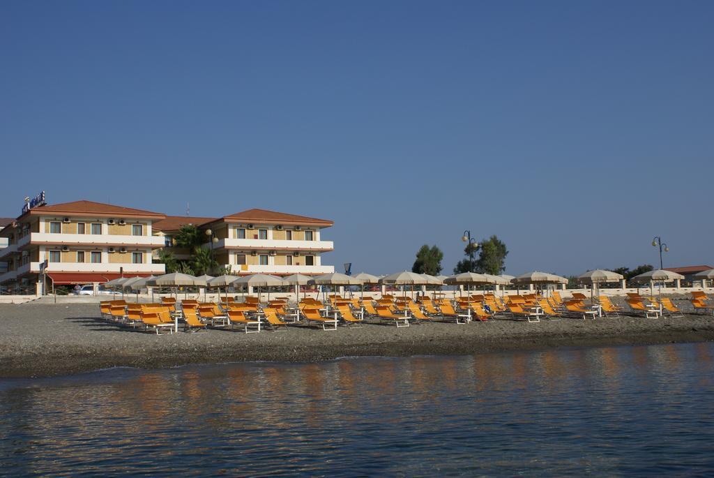 Hotel Miramare Cirò Marina エクステリア 写真