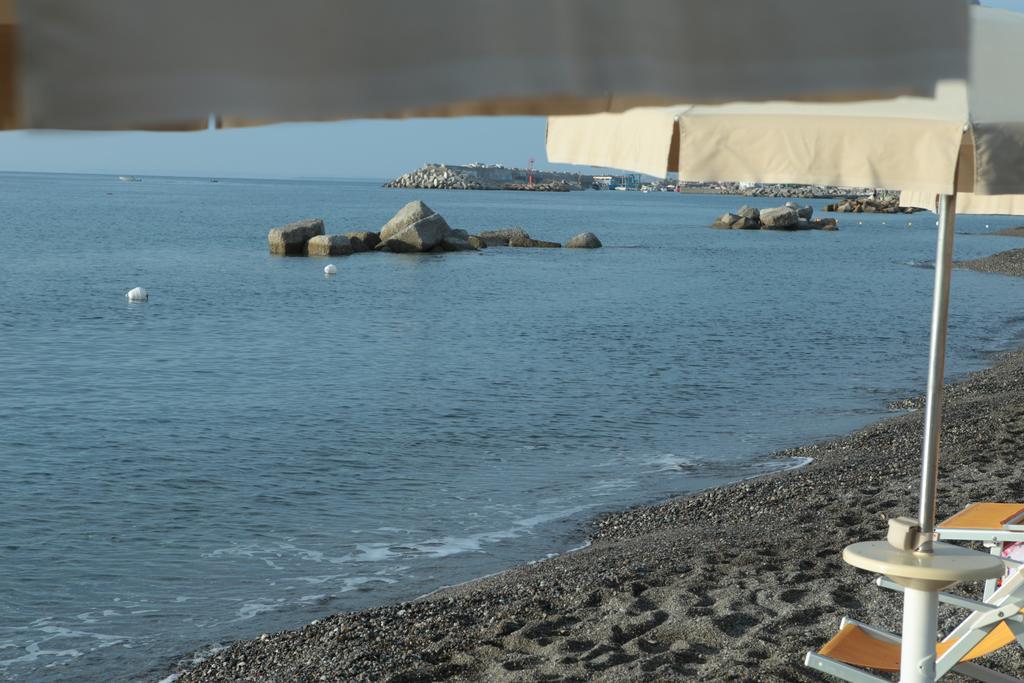 Hotel Miramare Cirò Marina エクステリア 写真