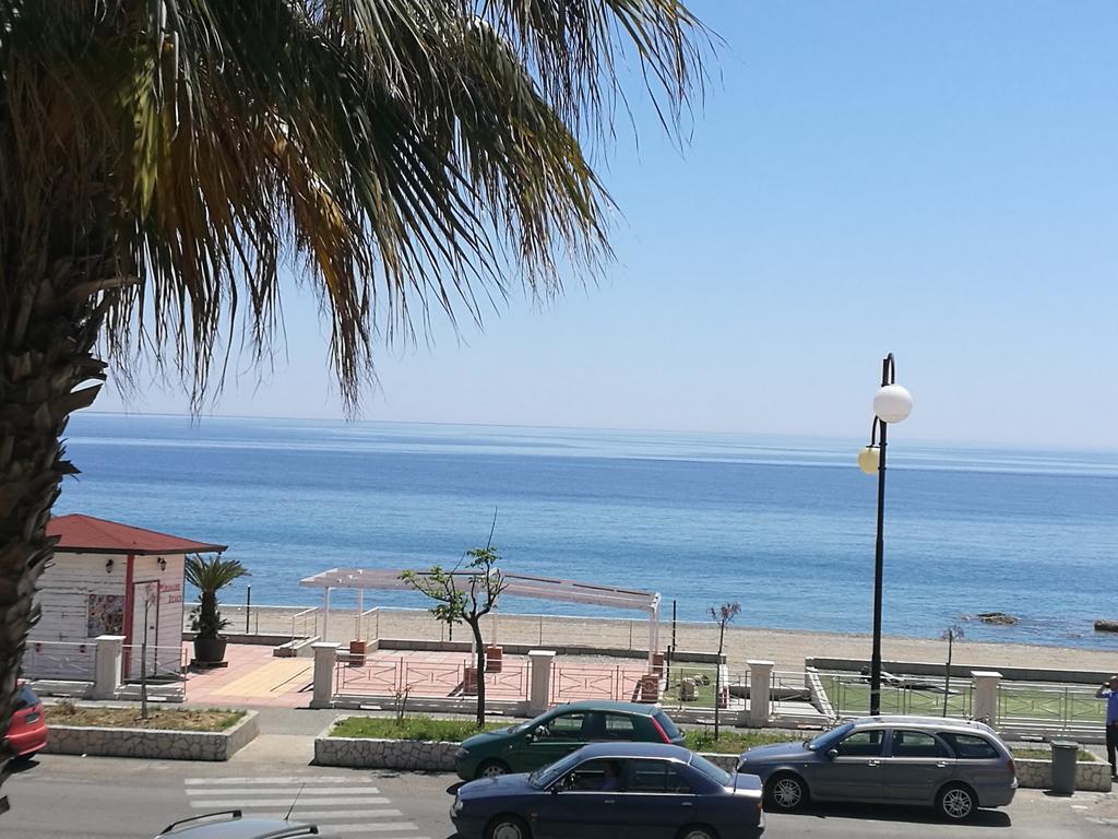 Hotel Miramare Cirò Marina エクステリア 写真
