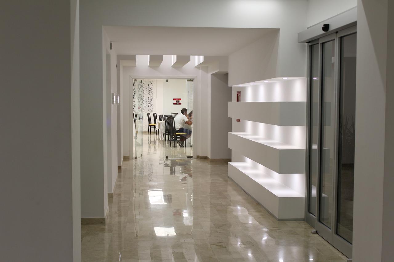 Hotel Miramare Cirò Marina エクステリア 写真